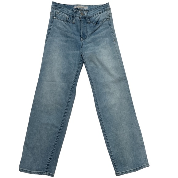 Athleta sculptex light wash stretch denim **Flaw* - Picture 1 of 9